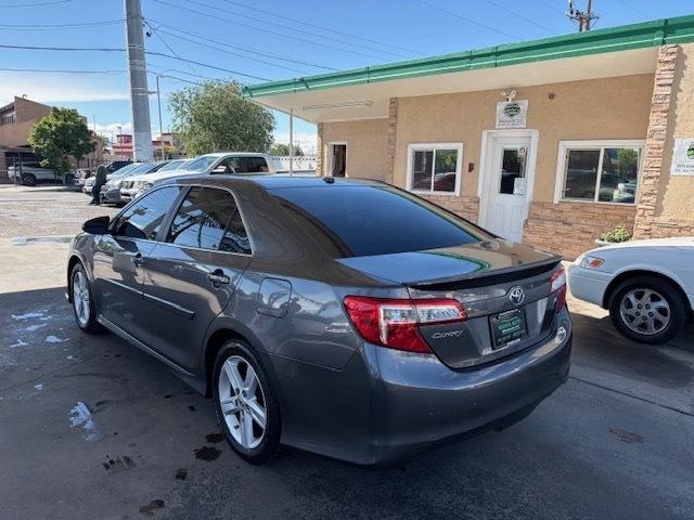 Toyota Camry SE 2013