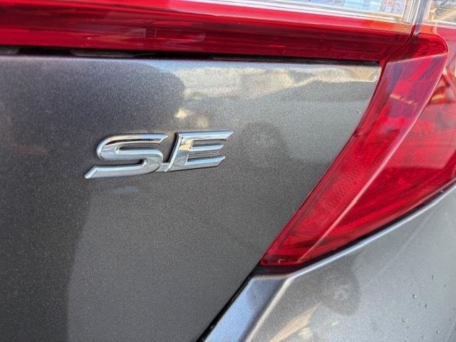 Toyota Camry SE 2013