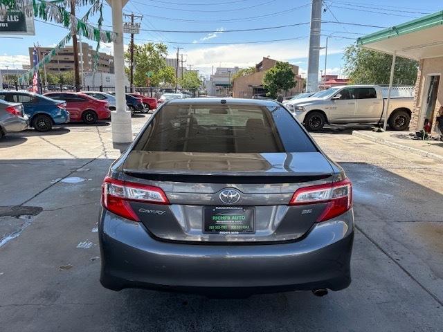 Toyota Camry SE 2013