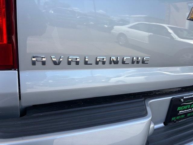 Chevrolet Avalanche LTZ 4WD 2011