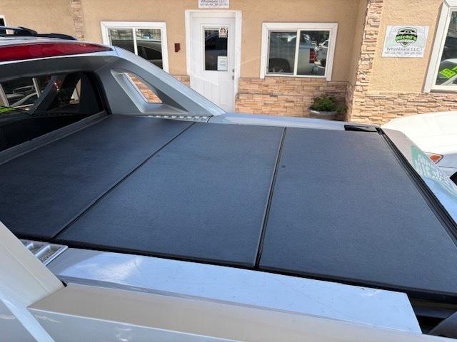 Chevrolet Avalanche LTZ 4WD 2011