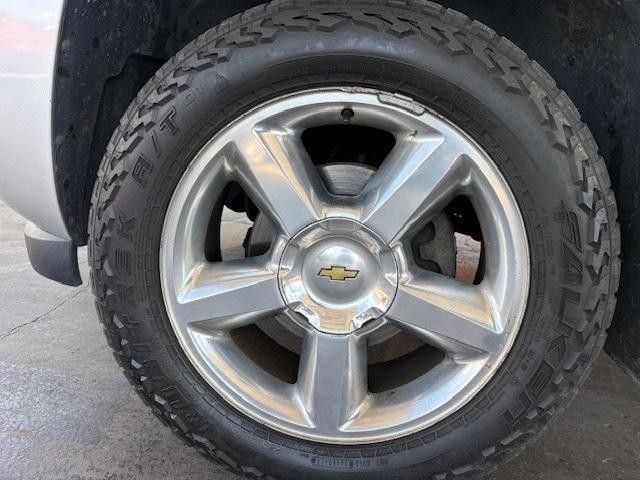 Chevrolet Avalanche LTZ 4WD 2011