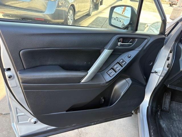 Subaru Forester 2.5i Limited 2017