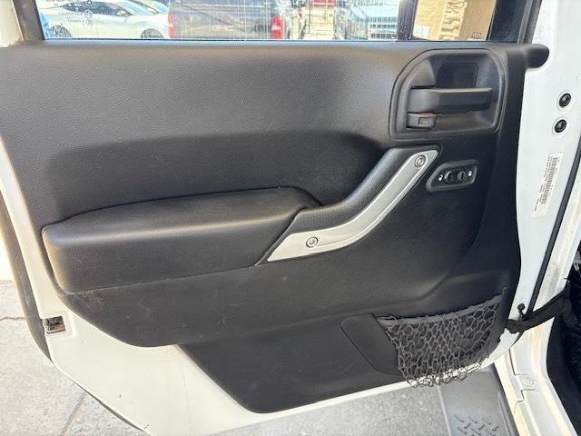 Jeep Wrangler Sahara 4WD 2016