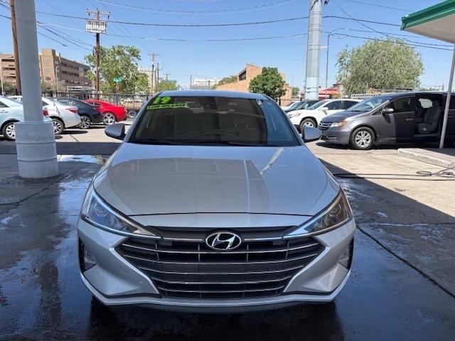 Hyundai Elantra SEL 2019