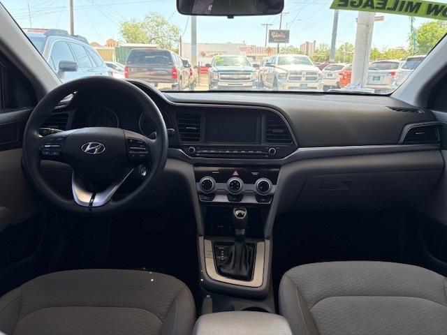 Hyundai Elantra SEL 2019