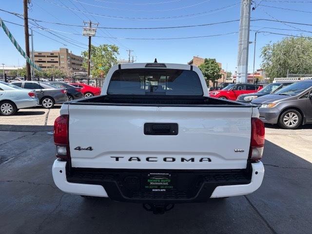Toyota Tacoma  2021