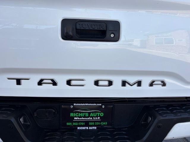Toyota Tacoma  2021