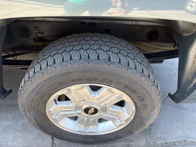 Chevrolet Silverado 1500 LT Crew Cab 4WD 2011