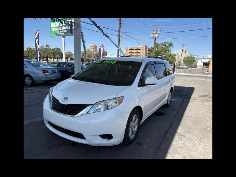 2012 Toyota Sienna LE FWD 8-Passenger V6