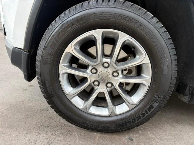 Jeep Grand Cherokee Limited 2WD 2015