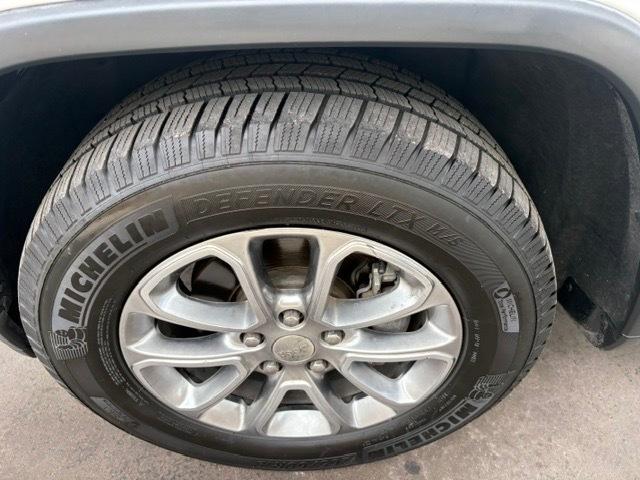Jeep Grand Cherokee Limited 2WD 2015
