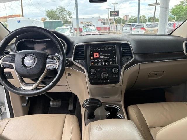 Jeep Grand Cherokee Limited 2WD 2015