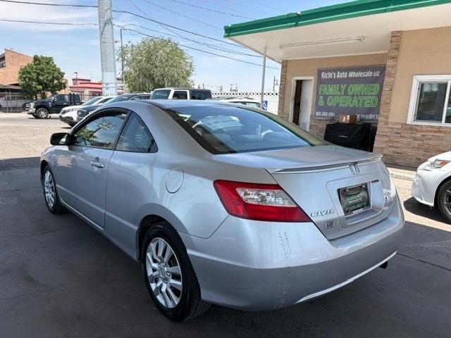 Honda Civic LX coupe 2008