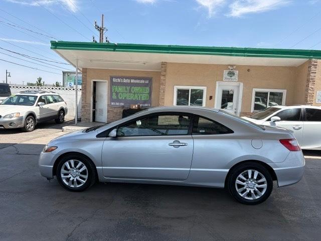 Honda Civic LX coupe 2008