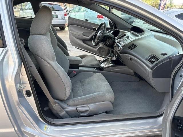 Honda Civic LX coupe 2008