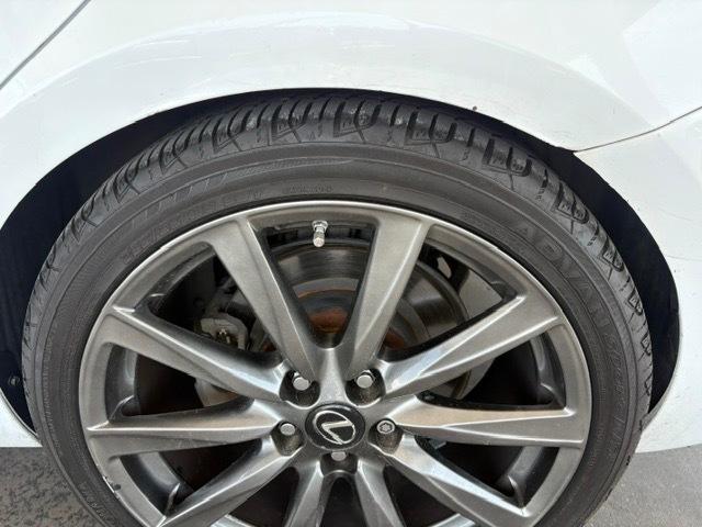 Lexus IS 350 RWD 2014