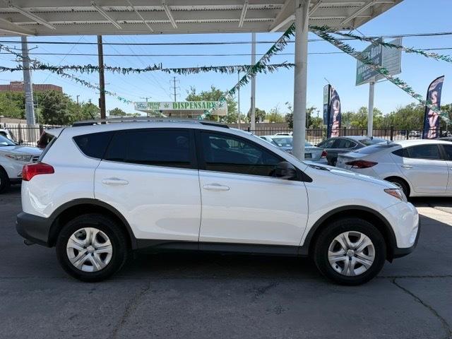 Toyota RAV4 LE FWD 2014