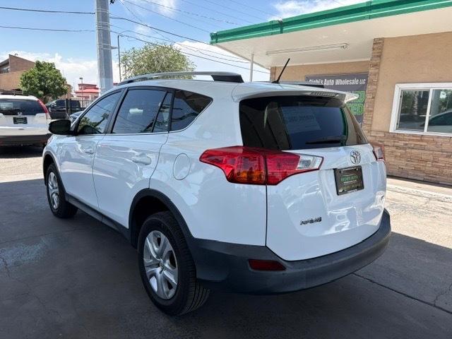 Toyota RAV4 LE FWD 2014