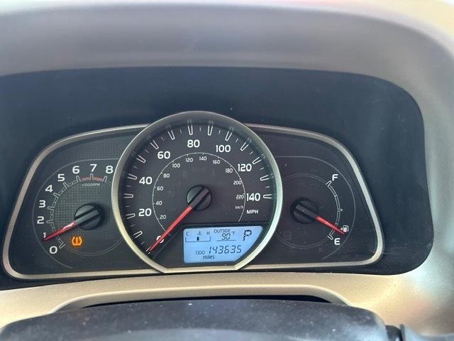 Toyota RAV4 LE FWD 2014