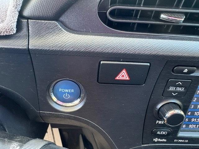Toyota Prius c Four 2014