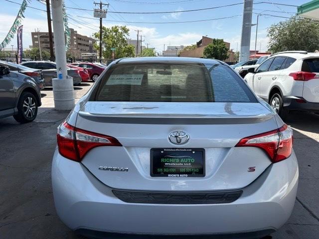 Toyota Corolla  2014