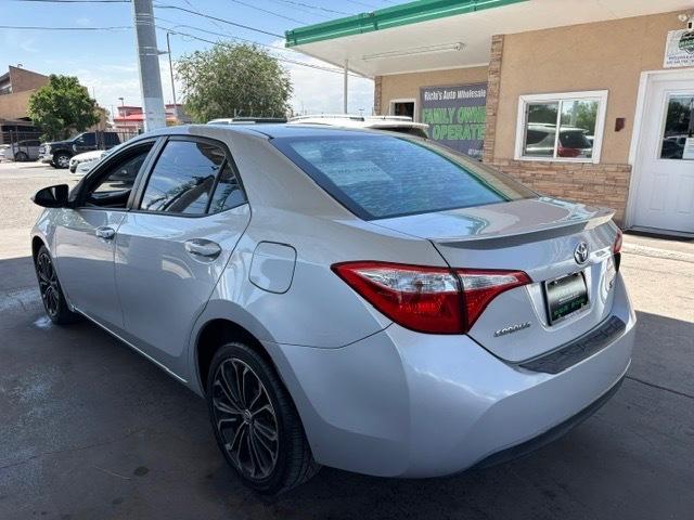 Toyota Corolla  2014
