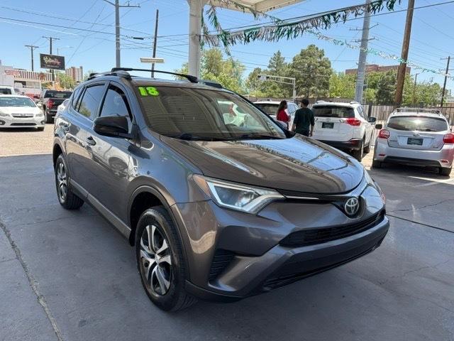 Toyota RAV4 LE FWD 2018