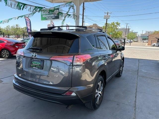 Toyota RAV4 LE FWD 2018