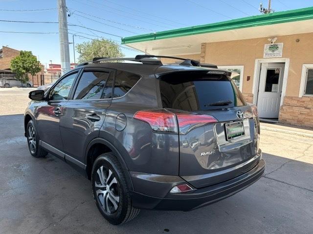 Toyota RAV4 LE FWD 2018