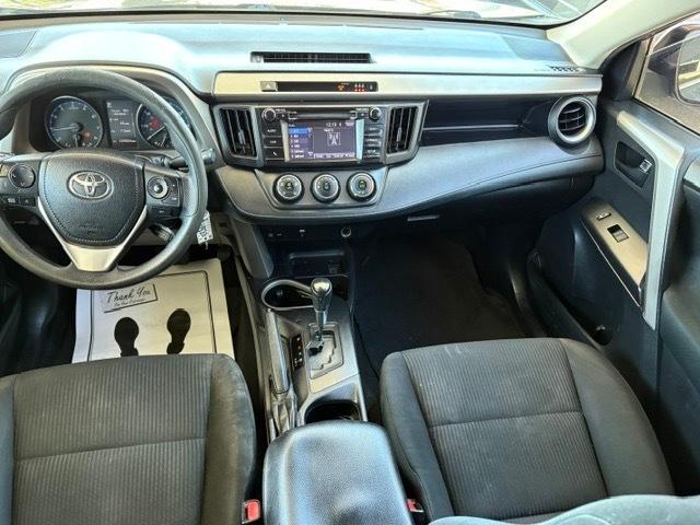 Toyota RAV4 LE FWD 2018