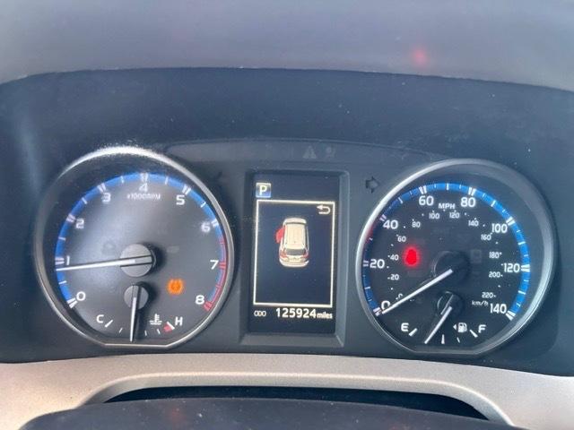 Toyota RAV4 LE FWD 2018