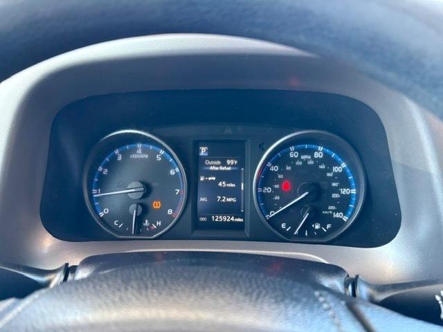 Toyota RAV4 LE FWD 2018