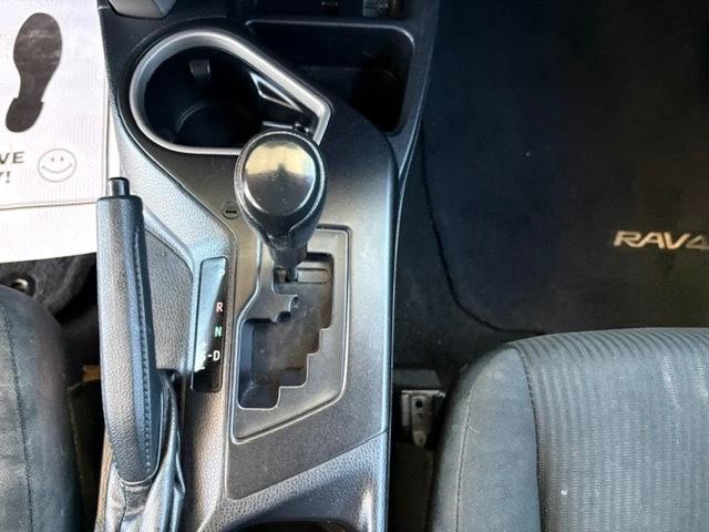 Toyota RAV4 LE FWD 2018