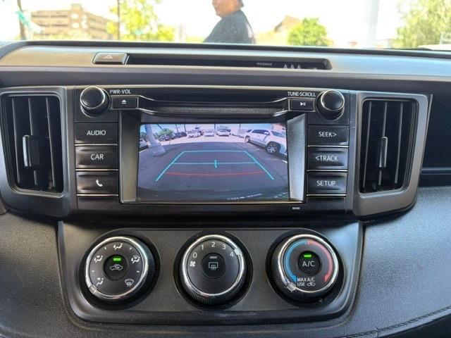 Toyota RAV4 LE FWD 2018