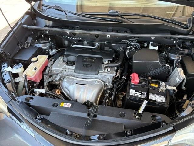 Toyota RAV4 LE FWD 2018
