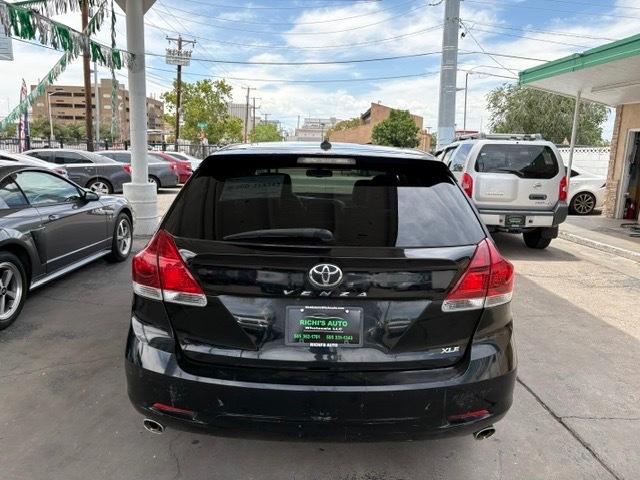 Toyota Venza LE V6 FWD 2014