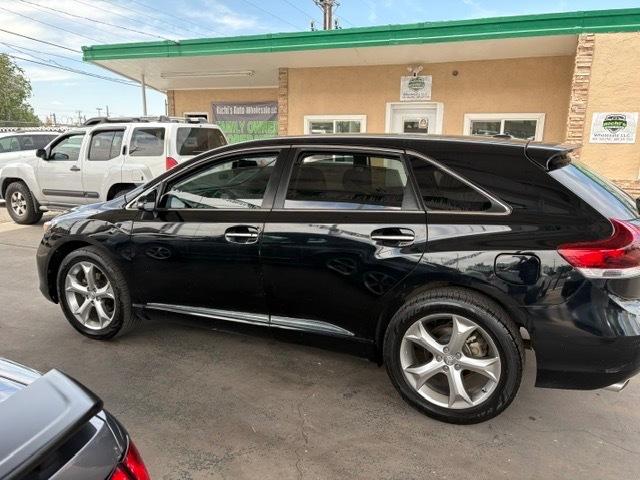 Toyota Venza LE V6 FWD 2014