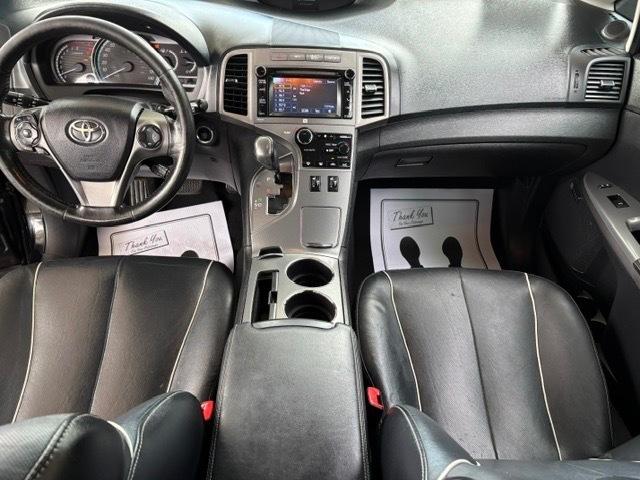 Toyota Venza LE V6 FWD 2014