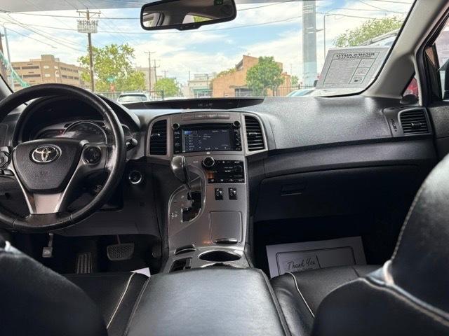 Toyota Venza LE V6 FWD 2014