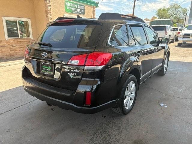 Subaru Outback 2.5i Limited 2011