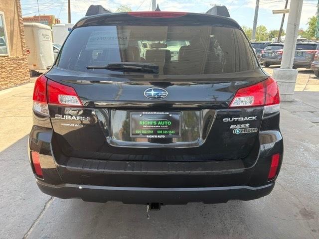 Subaru Outback 2.5i Limited 2011