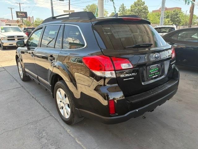 Subaru Outback 2.5i Limited 2011