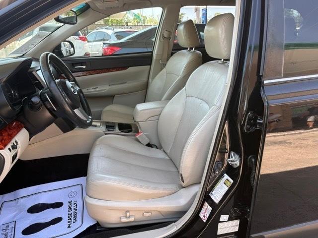 Subaru Outback 2.5i Limited 2011