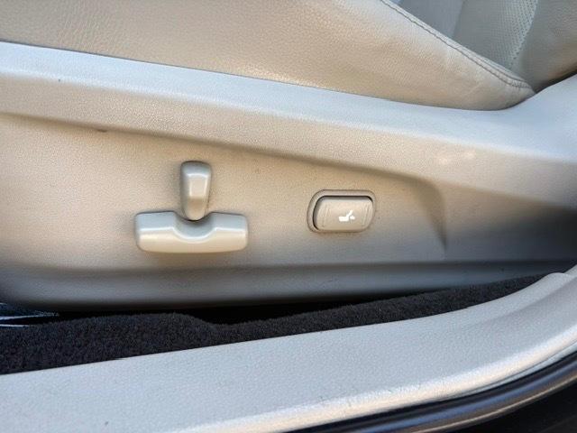 Subaru Outback 2.5i Limited 2011
