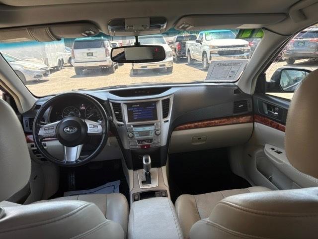 Subaru Outback 2.5i Limited 2011