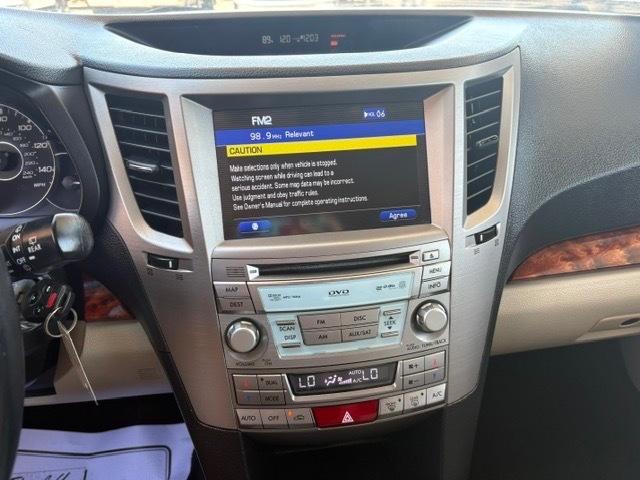 Subaru Outback 2.5i Limited 2011