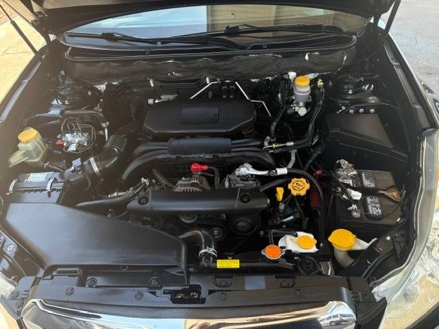 Subaru Outback 2.5i Limited 2011