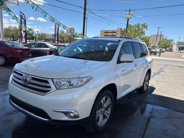 Toyota Highlander Limited 4WD 2011