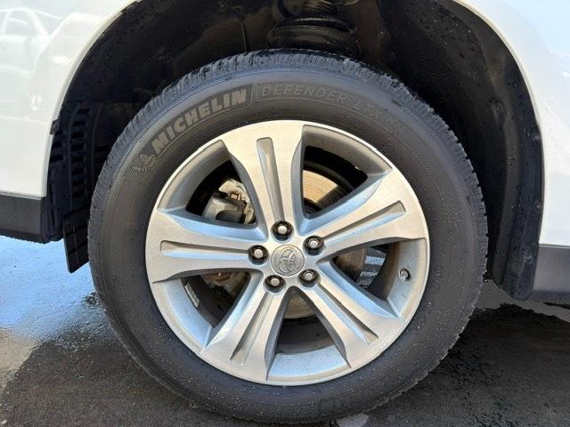 Toyota Highlander Limited 4WD 2011